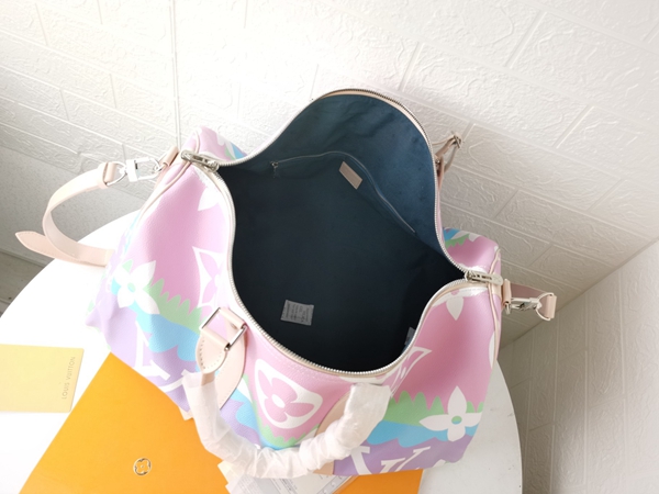 ルイヴィトンバッグ角部分ディテール